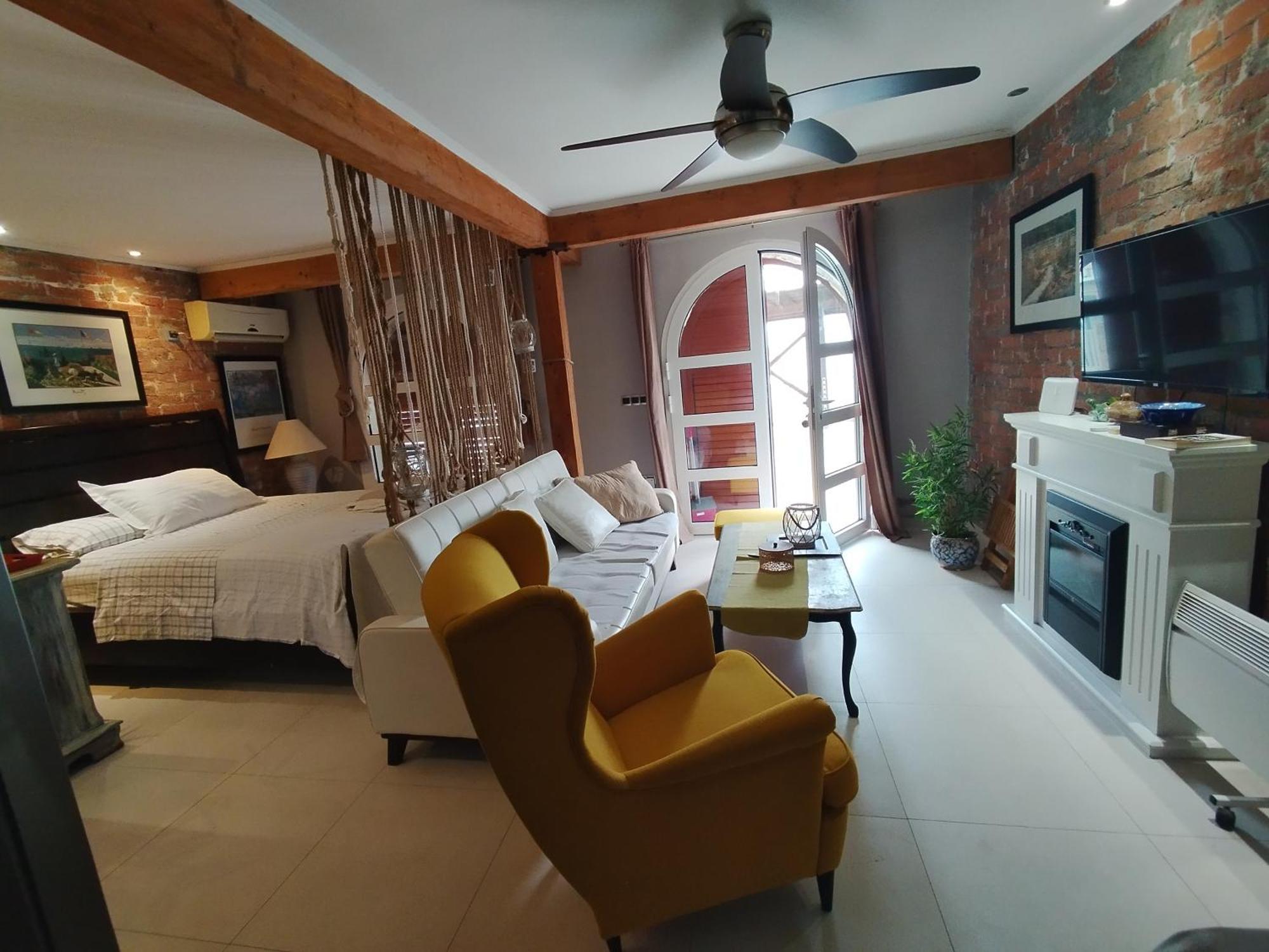 Apartment Casa Topic Blace Rum bild
